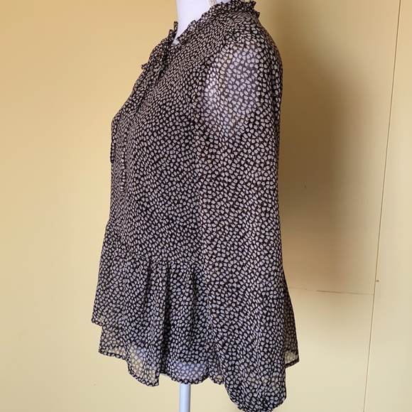 Ann Taylor LOFT floral blouse size XS - Picture 5 of 17